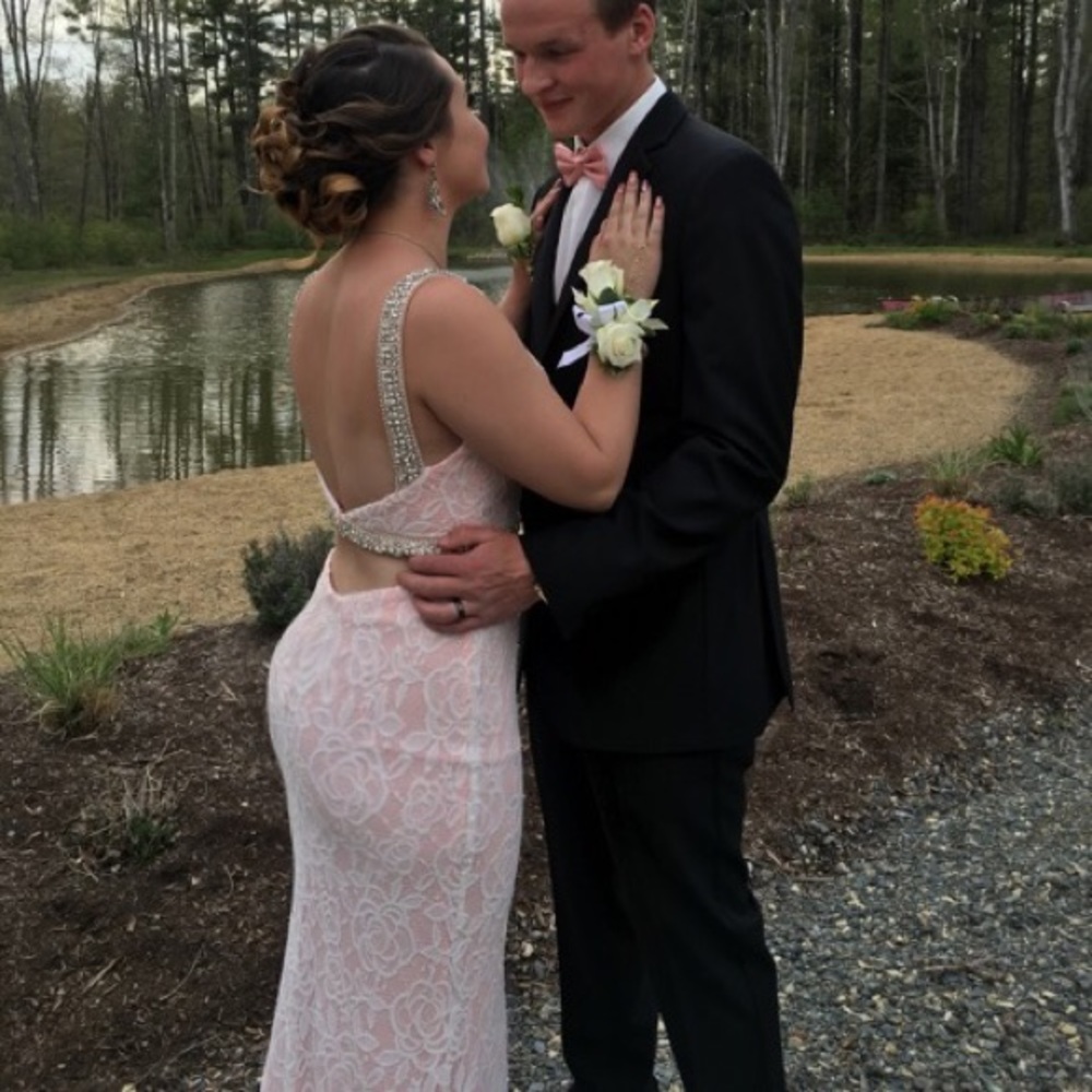 Selling my studio 17 prom dress